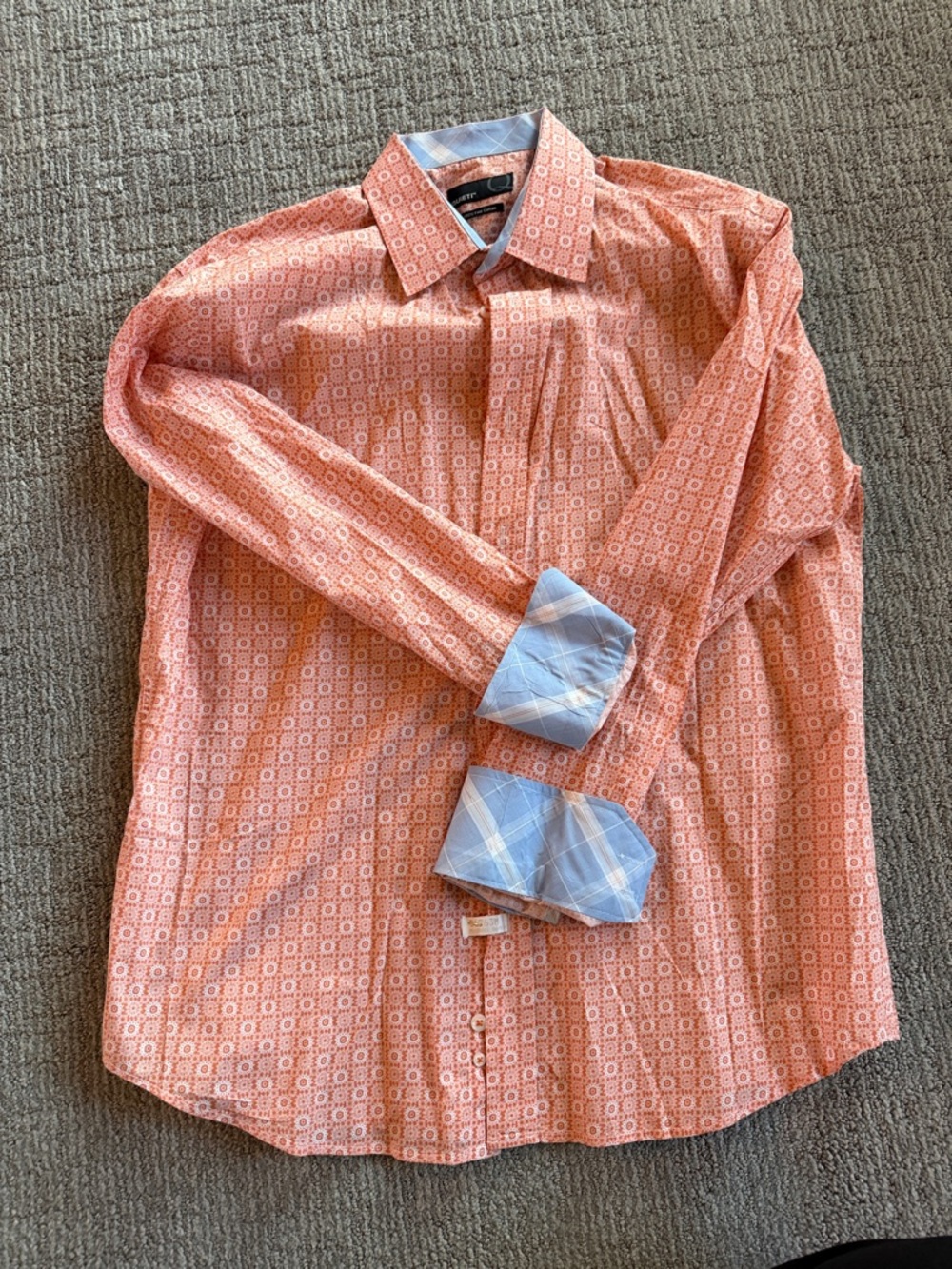 Men’s Large QUIETI button down